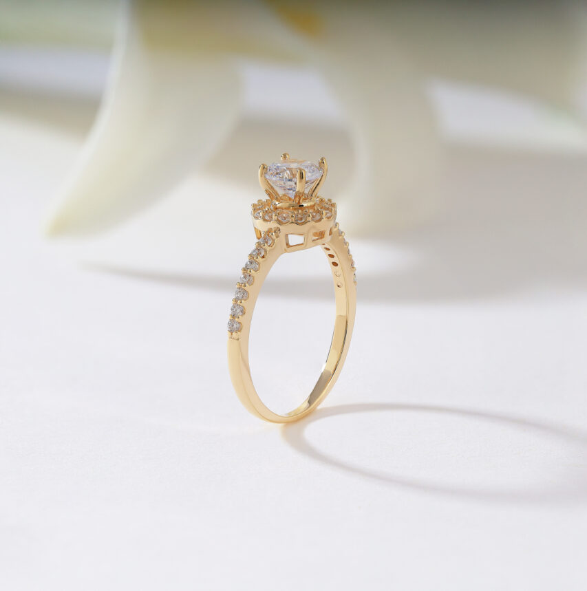 Nhẫn bạc tròn lấp lánh